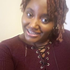 Meet your Posher, Lorraine